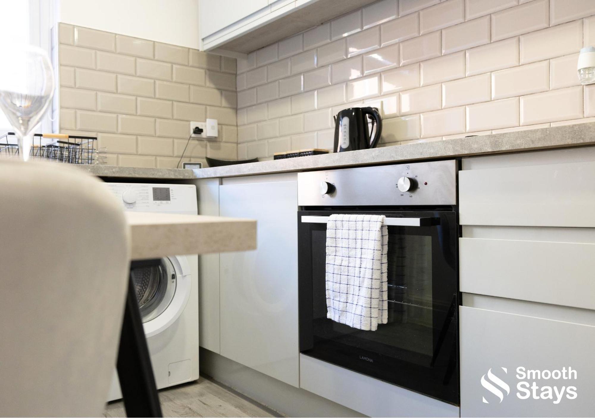 One Bedroom Apartment At Smooth Stays Short Lets & Serviced Accommodation Preston With Parking Near Train Station Экстерьер фото