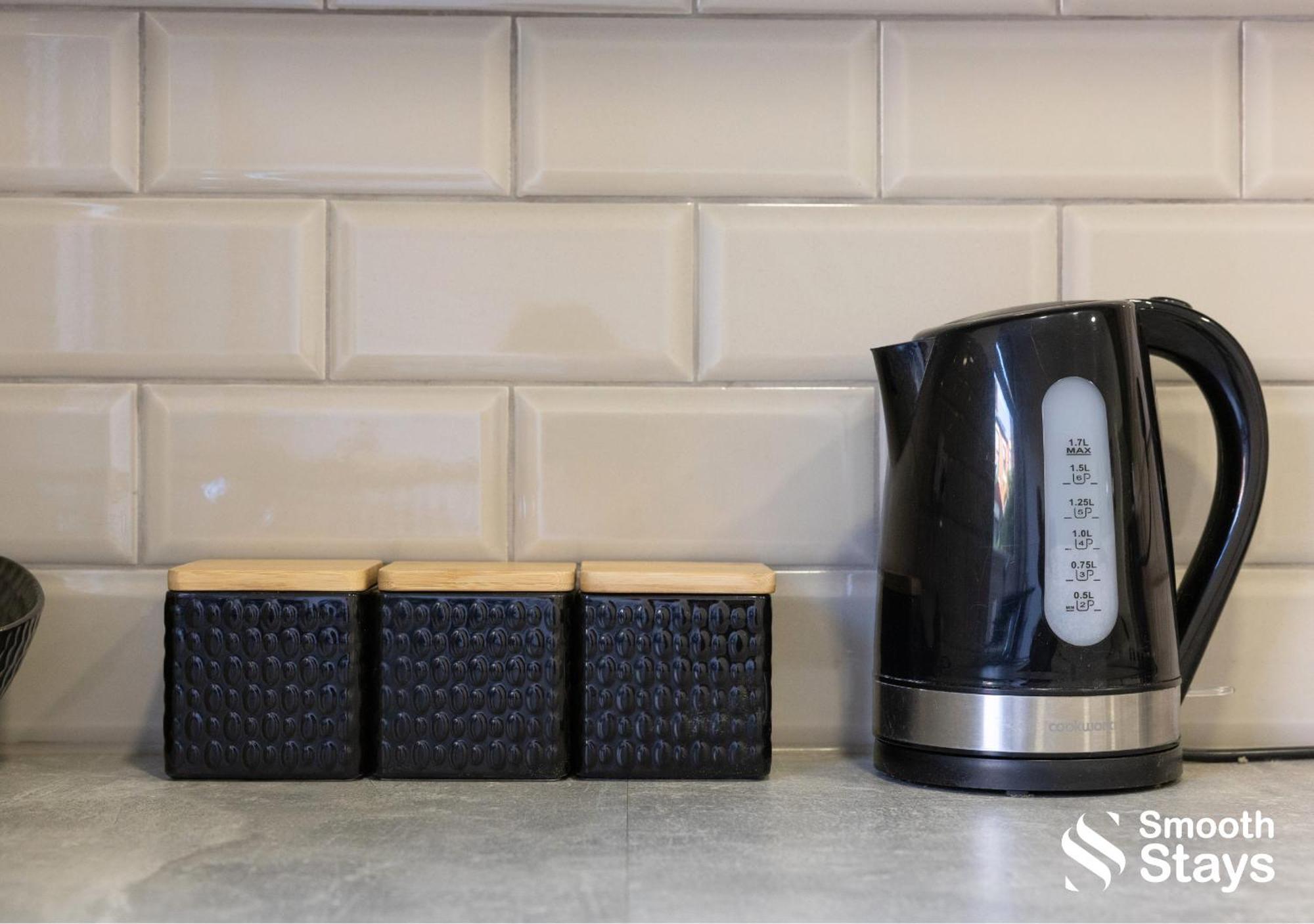 One Bedroom Apartment At Smooth Stays Short Lets & Serviced Accommodation Preston With Parking Near Train Station Экстерьер фото